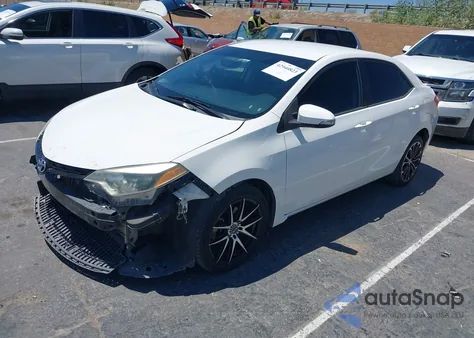 2015 Toyota Corolla S Plus z USA, uszkodzony, nr VIN 5YFBURHE4FP288668